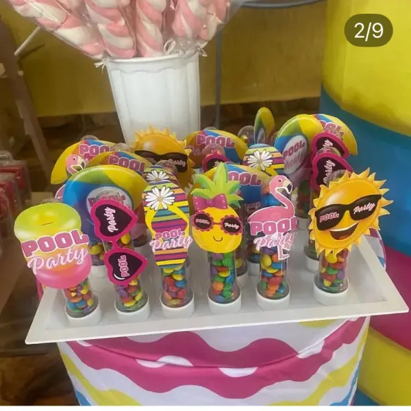 Tubetes personalizados com apliques 3D temáticos - Profissional Print
